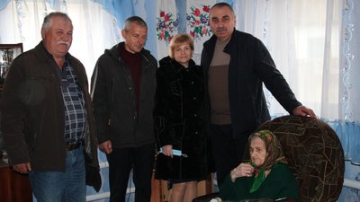 На Чернігівщині жінці-довгожительниці виповнилося 104 роки