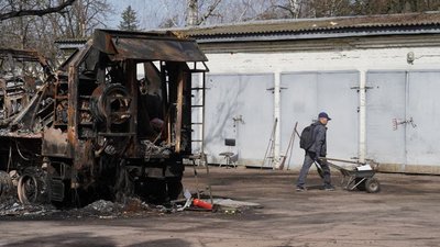 "Сім'ям з дітьми і людям похилого віку поки не раджу повертатися" - голова Сумської ОВА