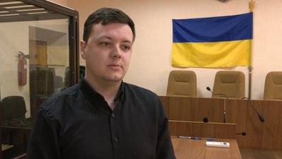 У суді слухають справу харків'янина, який витратив в онлайн-казино донати на ЗСУ понад 20 людей У суді слухають справу харків'янина, який витратив в онлайн-казино донати на ЗСУ понад 20 людей