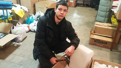 "Допомагати – це нормально". Школяр з Кіровоградщини зібрав 200 тисяч гривень для ЗСУ