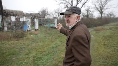 "Готуємося до мирного життя". Як живуть люди у звільнених селищах на Миколаївщині