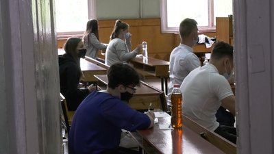 Абітурієнти Дніпропетровщини склали другий тест з ЗНО Абітурієнти Дніпропетровщини склали другий тест з ЗНО