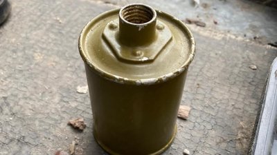 У Житомирі раніше засуджений переробляв стартові пістолети під стрільбу бойовими набоями У Житомирі раніше засуджений переробляв стартові пістолети під стрільбу бойовими набоями