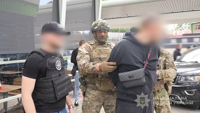 6000 доларів за службу в тилу та звільнення: в Одесі судитимуть військового 6000 доларів за службу в тилу та звільнення: в Одесі судитимуть військового