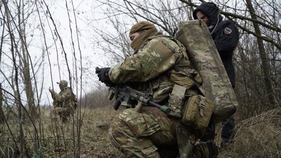 У Харкові цивільні інструктори навчають військової аеророзвідки У Харкові цивільні інструктори навчають військової аеророзвідки