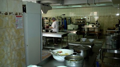 У житомирських школах змін у харчуванні учнів не відбулося У житомирських школах змін у харчуванні учнів не відбулося