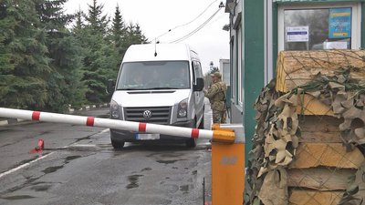 Через пункти пропуску на Волині повернулися понад 150 тисяч українців. Що відбувається на кордоні