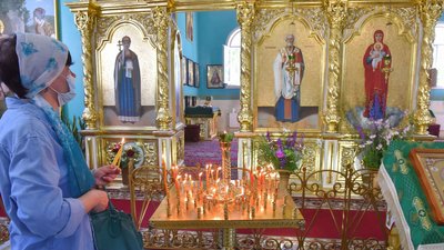 "Ми фокусуємося на страхах, на яких не варто фокусуватись": священники про вакцинацію проти COVID-19