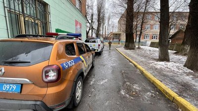 Під час перевірки на усіх об'єктах, щодо яких надійшло повідомлення про замінування, жодних вибухових пристороїв виявлено не було. Під час перевірки на усіх об'єктах, щодо яких надійшло повідомлення про замінування, жодних вибухових пристороїв виявлено не було.