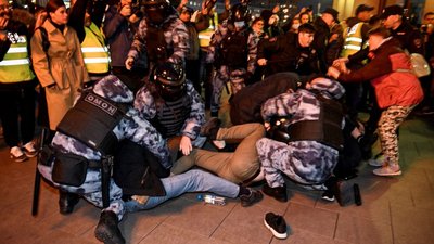 Росіяни вийшли на акції протесту проти мобілизації у Росії. Що відомо Росіяни вийшли на акції протесту проти мобілизації у Росії. Що відомо