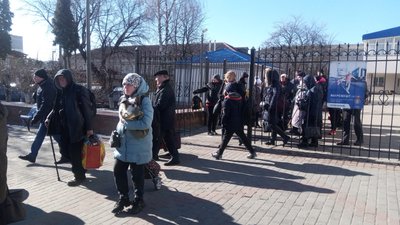 Більше 500 людей евакуювалися потягом із Житомира до Львова Більше 500 людей евакуювалися потягом із Житомира до Львова