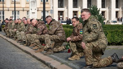 В Ужгороді попрощалися із полеглим захисником Михайлом Козаком