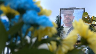 В Івано-Франківську попрощалися з бійцем "десятки" та колишнім працівником Суспільного Сергієм Силкіним