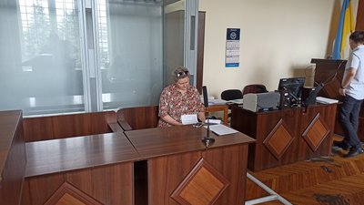 В житомирському суді розглядають справу проти житомирянки, яку обвинувачують у колабораціонізмі В житомирському суді розглядають справу проти житомирянки, яку обвинувачують у колабораціонізмі