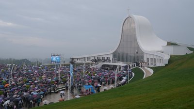 Старуня, базиліка, підземна церква, УГКЦ, прочани, відкриття храму