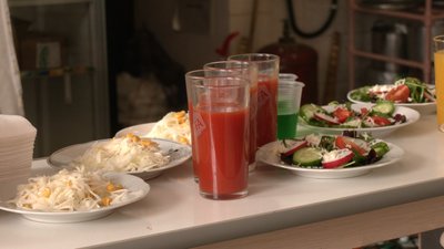 Більше овочів та фруктів, менше солі й цукру — для школярів Івано-Франківської громади оновили меню Більше овочів та фруктів, менше солі й цукру — для школярів Івано-Франківської громади оновили меню