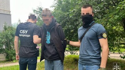 Затримання хлопця, який збирав дані про розміщення ЗСУ в Одесі та Житомирі для РФ