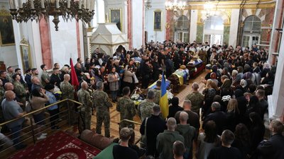 прощання з Євгенієм Садовським, Олегом Чернюком та Олександром Смалюхом