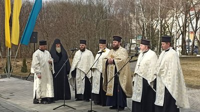 Священники Священники
