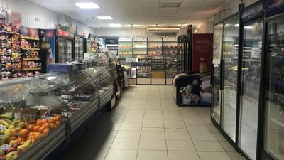 У Сумах чоловік пограбував продуктовий магазин