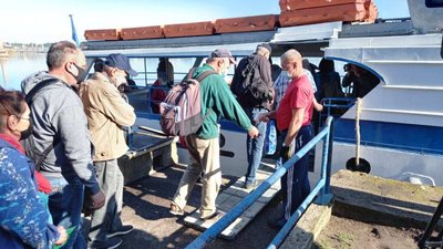 Одне судно та менша кількість рейсів. У Запоріжжі стартував сезон навігації Одне судно та менша кількість рейсів. У Запоріжжі стартував сезон навігації