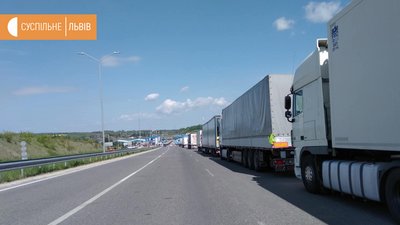 На пункті пропуску Рава-Руська-Гребенне черг немає На пункті пропуску Рава-Руська-Гребенне черг немає