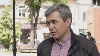 Івано-франківських поліцейських, які принижували хлопців, звільнили Івано-франківських поліцейських, які принижували хлопців, звільнили