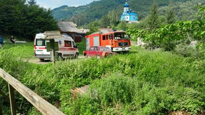 На Закарпатті у гірській місцевості травмувалася туристка з Києва
