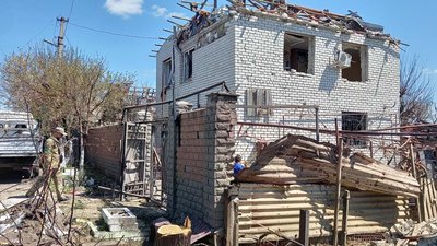 У Запоріжжі розпочали розслідування авіаудару, нанесеного по місту російськими окупантами