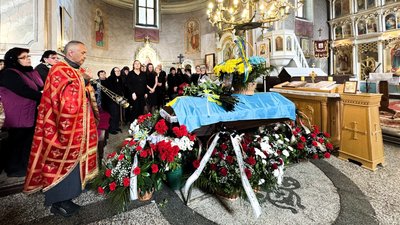 Три роки вважався зниклим безвісти: у Мукачеві прощалися із військовим Юрієм Шепою