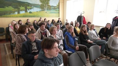 Школярі на Житомирщині збирають гроші на свої проєкти Школярі на Житомирщині збирають гроші на свої проєкти