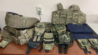 Тернопільські педагогині шиють військову амуніцію Тернопільські педагогині шиють військову амуніцію