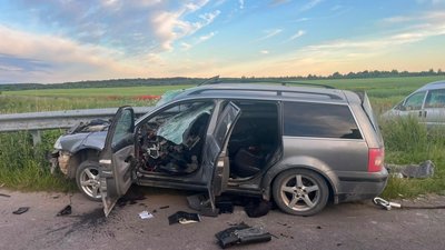 Неповнолітня водійка спричинила смертельну ДТП на Волині Неповнолітня водійка спричинила смертельну ДТП на Волині