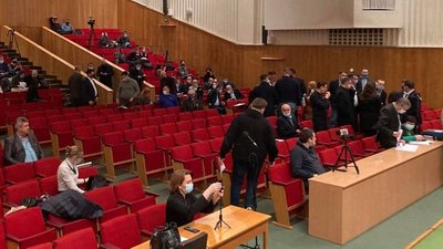 Третя спроба: депутатів Чернігівської облради знову збирають на сесію