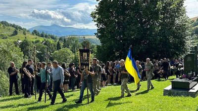 У Скотарському попрощалися із полеглим на війні Іваном Буцком У Скотарському попрощалися із полеглим на війні Іваном Буцком