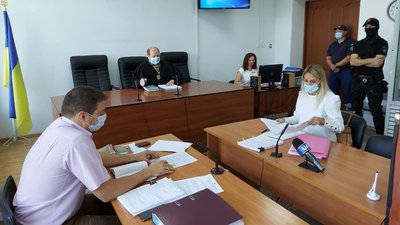 У Сумах відправили під домашній арешт працівників СБУ, яких підозрюють у нападі на прикордонників