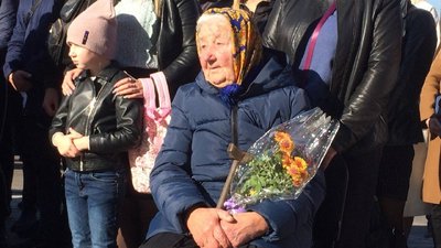 "Тим, хто мучився..., але не зломився": у Рівному відкрили пам'ятник репресованим "Тим, хто мучився..., але не зломився": у Рівному відкрили пам'ятник репресованим