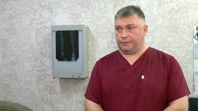 Близько 80 людей у Чернігові звернулися у травмпункт після ранкової ожеледиці Близько 80 людей у Чернігові звернулися у травмпункт після ранкової ожеледиці