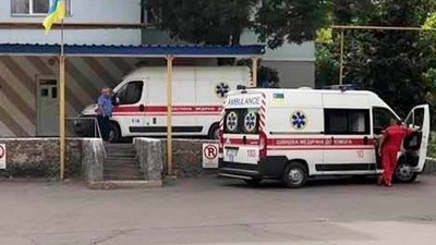 "Хвилини відчаю дають сили боротися далі". Херсонський лікар розповів про рік боротьби із COVID-19 "Хвилини відчаю дають сили боротися далі". Херсонський лікар розповів про рік боротьби із COVID-19