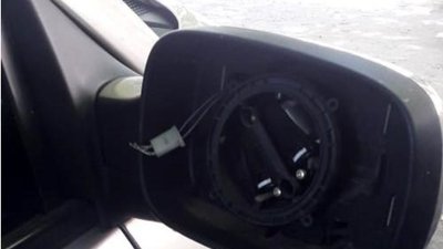 У Луцьку затримали серійних крадіїв автомобільних дзеркал У Луцьку затримали серійних крадіїв автомобільних дзеркал