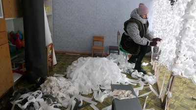 Готують енергетичні батончики для ЗСУ. Мешканці села на півночі Сумщини організували волонтерський центр Готують енергетичні батончики для ЗСУ. Мешканці села на півночі Сумщини організували волонтерський центр
