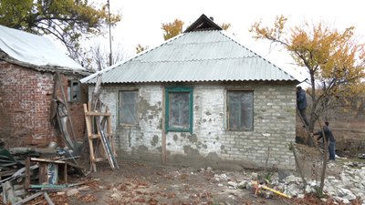 Ремонт розбиті будинки Краматорське об’єднання волонтерів Тетянівка Донецька область Ремонт розбиті будинки Краматорське об’єднання волонтерів Тетянівка Донецька область