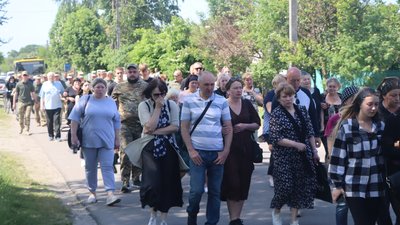 В Охтирці попрощалися з захисниками Олександром Шевановим та Русланом Затулієм В Охтирці попрощалися з захисниками Олександром Шевановим та Русланом Затулієм