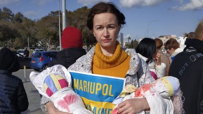 На Кіпрі відбувся марш проти війни в Україні. Серед учасників — миколаївці На Кіпрі відбувся марш проти війни в Україні. Серед учасників — миколаївці