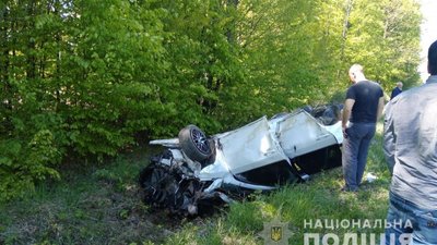 На Буковині у ДТП загинула 10-річна дитина