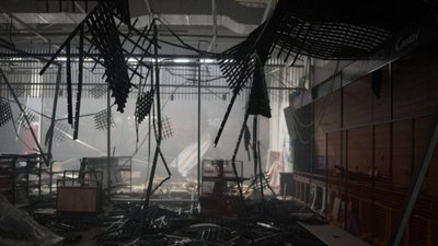 ТЦ після обстрілу у Запоріжжя 15 серпня