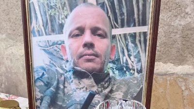 боєць Роман Тарасюк боєць Роман Тарасюк