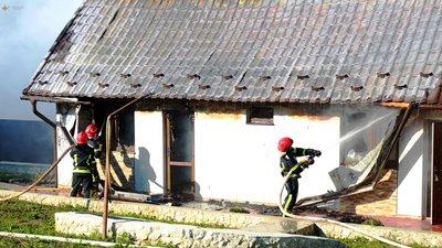 Рятувальники Тернопільщини загасили три пожежі за минулу добу Рятувальники Тернопільщини загасили три пожежі за минулу добу