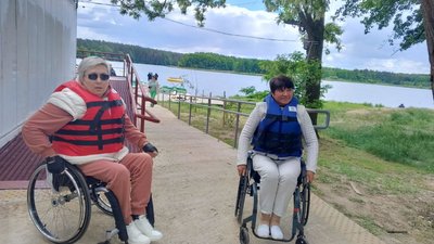 Гідропарк, будова, інклюзивний спуск, крісло колісне, експерт з доступності 