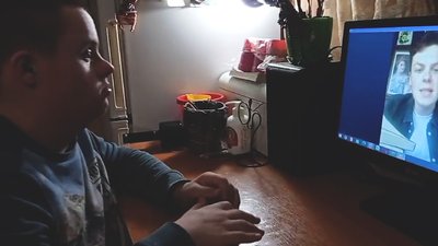 Житомирянин Богдан Ярошинський започаткував проєкт для дітей "Засинаємо під казку" Житомирянин Богдан Ярошинський започаткував проєкт для дітей "Засинаємо під казку"
